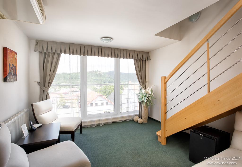 Garni Hotel Fellini Žiar nad Hronom 外观 照片