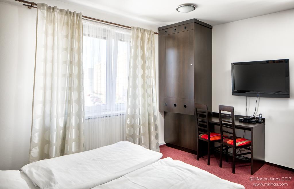 Garni Hotel Fellini Žiar nad Hronom 外观 照片